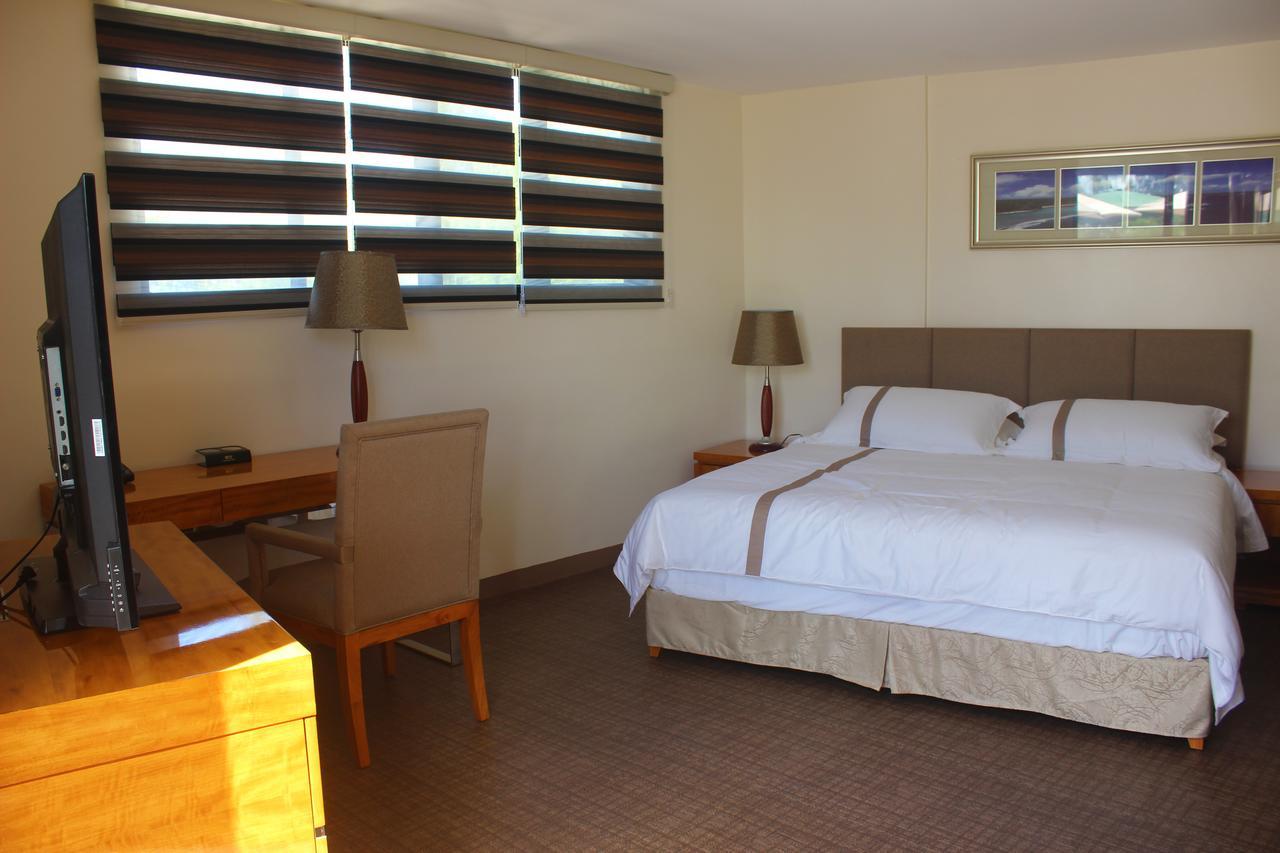 Saipan Beach Hotel Esterno foto
